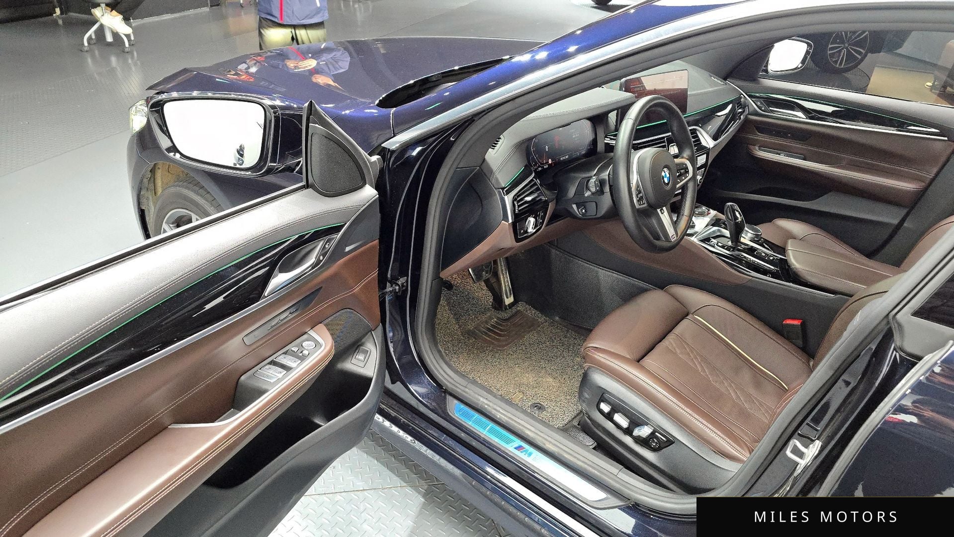 BMW 6 Series GT (G32) 2021 — миниатюра 10