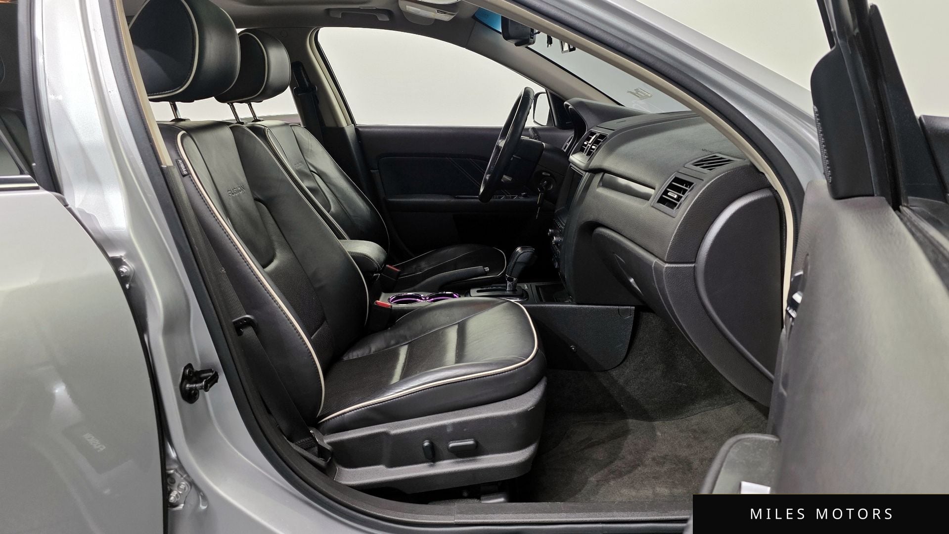 Ford Fusion 2011 — миниатюра 11