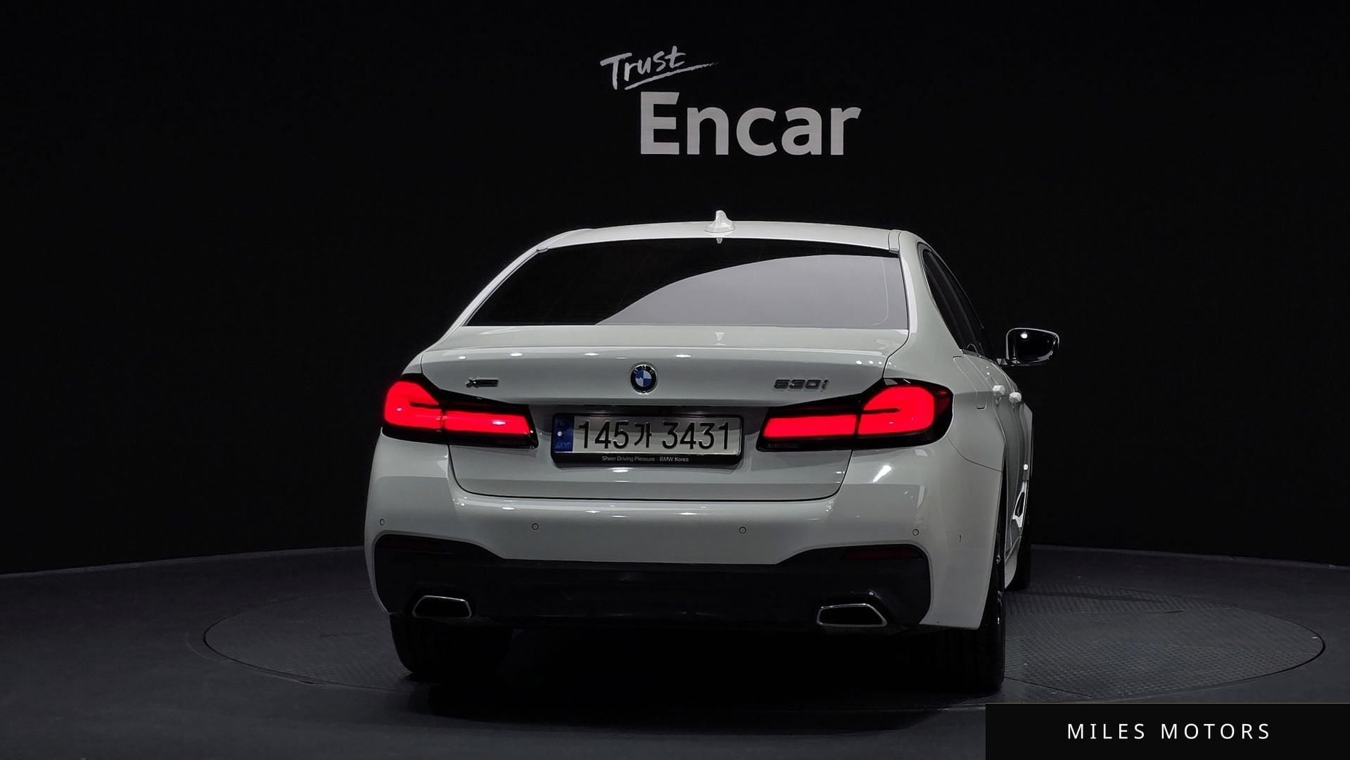 BMW 5 Series (G30) 2022 — миниатюра 4