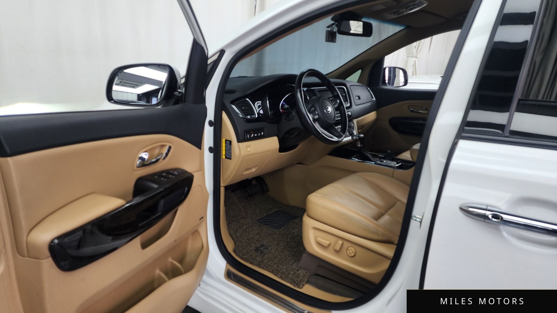 Kia Canival 2019 — миниатюра 10