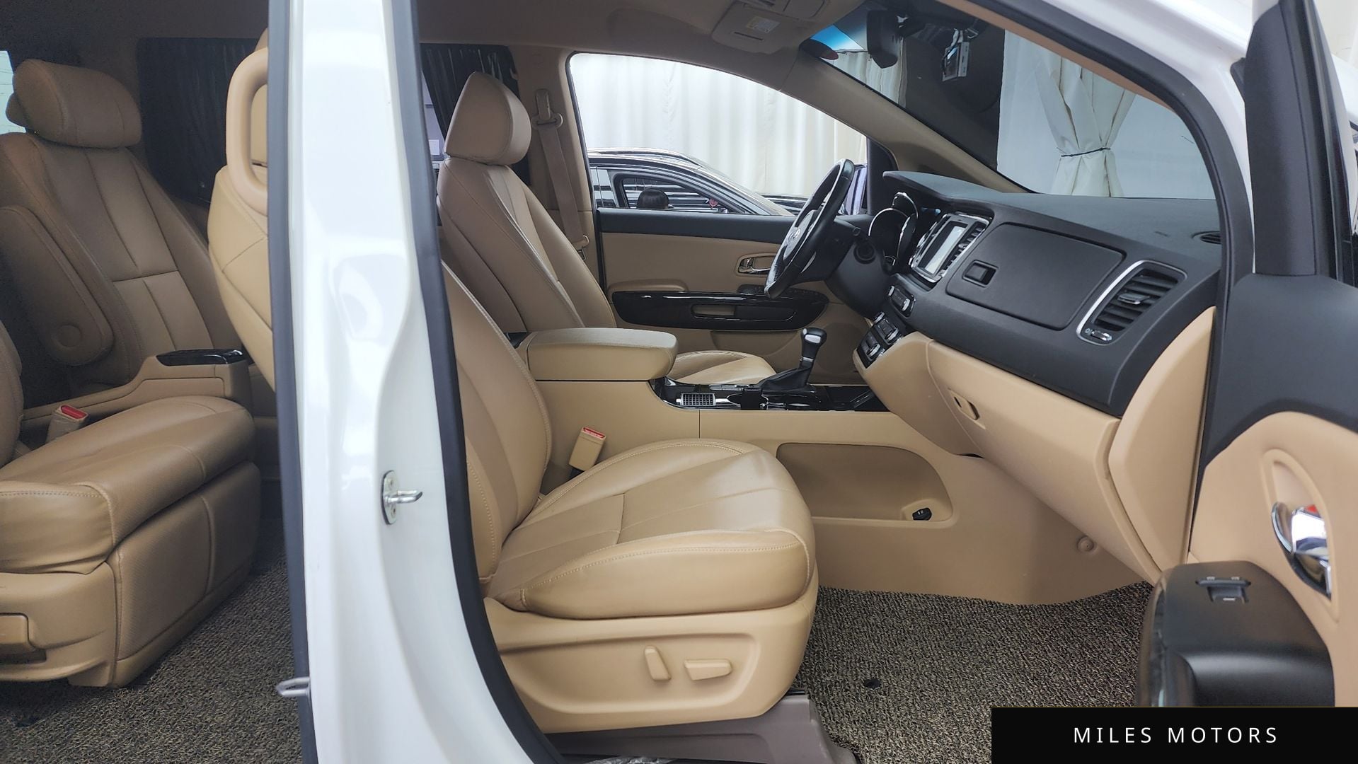Kia Canival 2019 — миниатюра 11