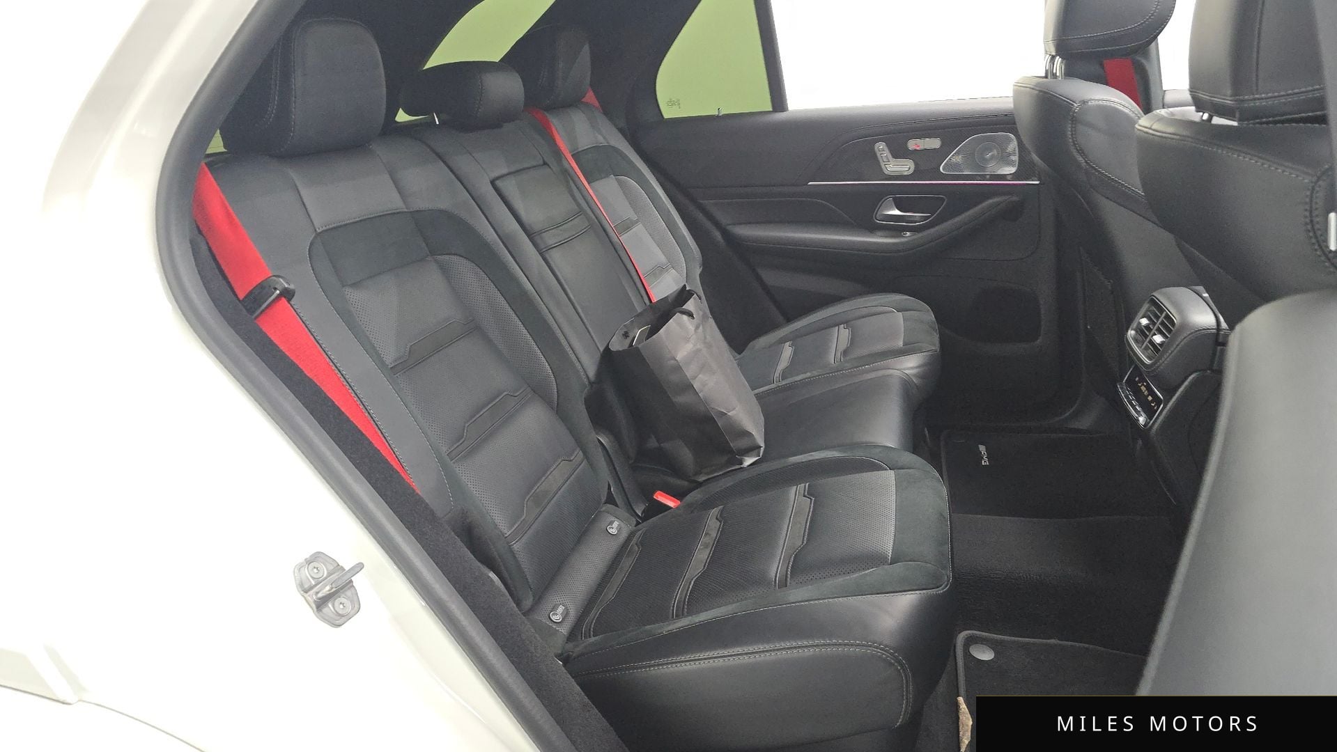 Mercedes-Benz GLE-클래스 W167 2021 — миниатюра 12