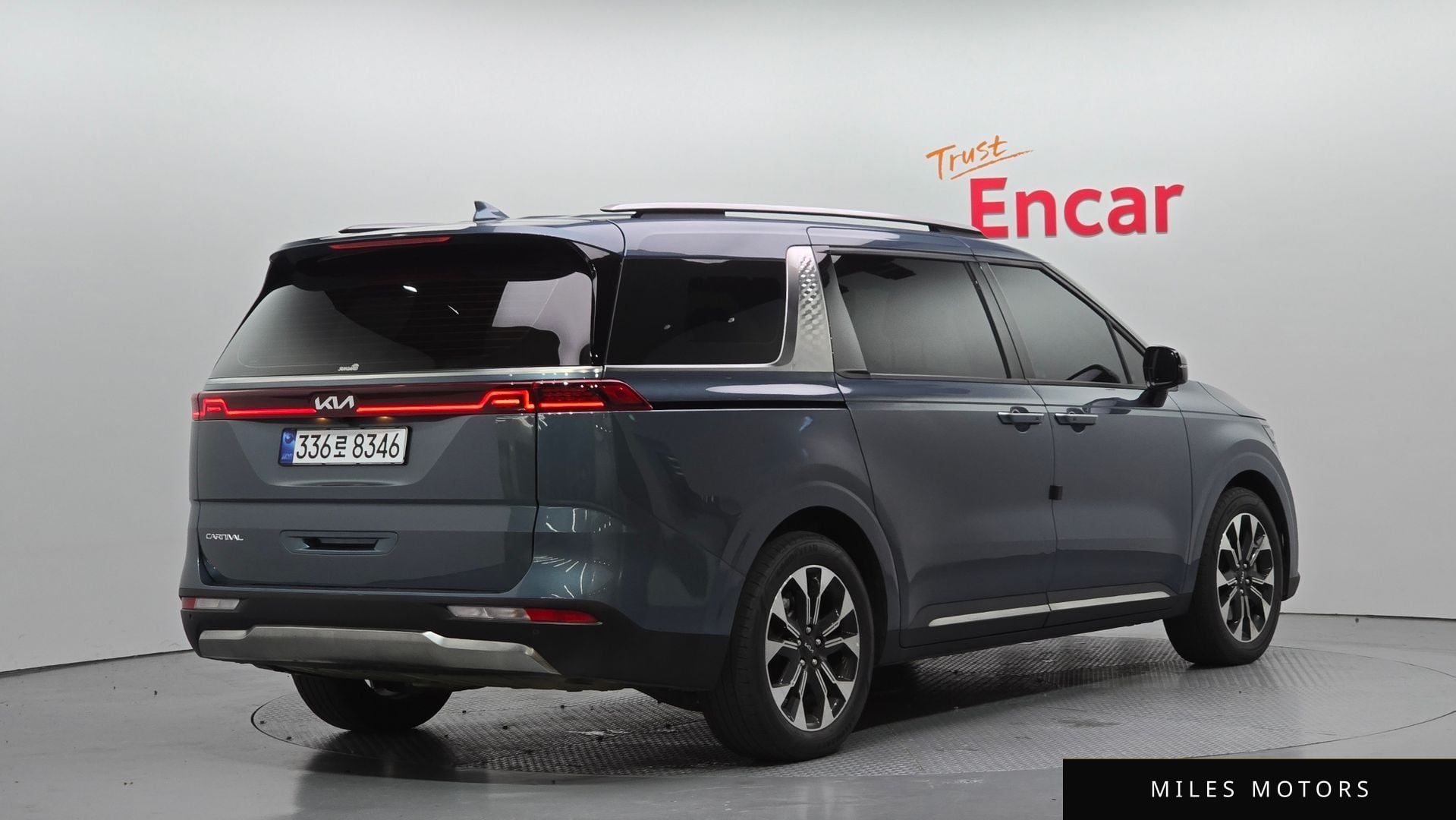 Kia Carnival 2023 — миниатюра 2