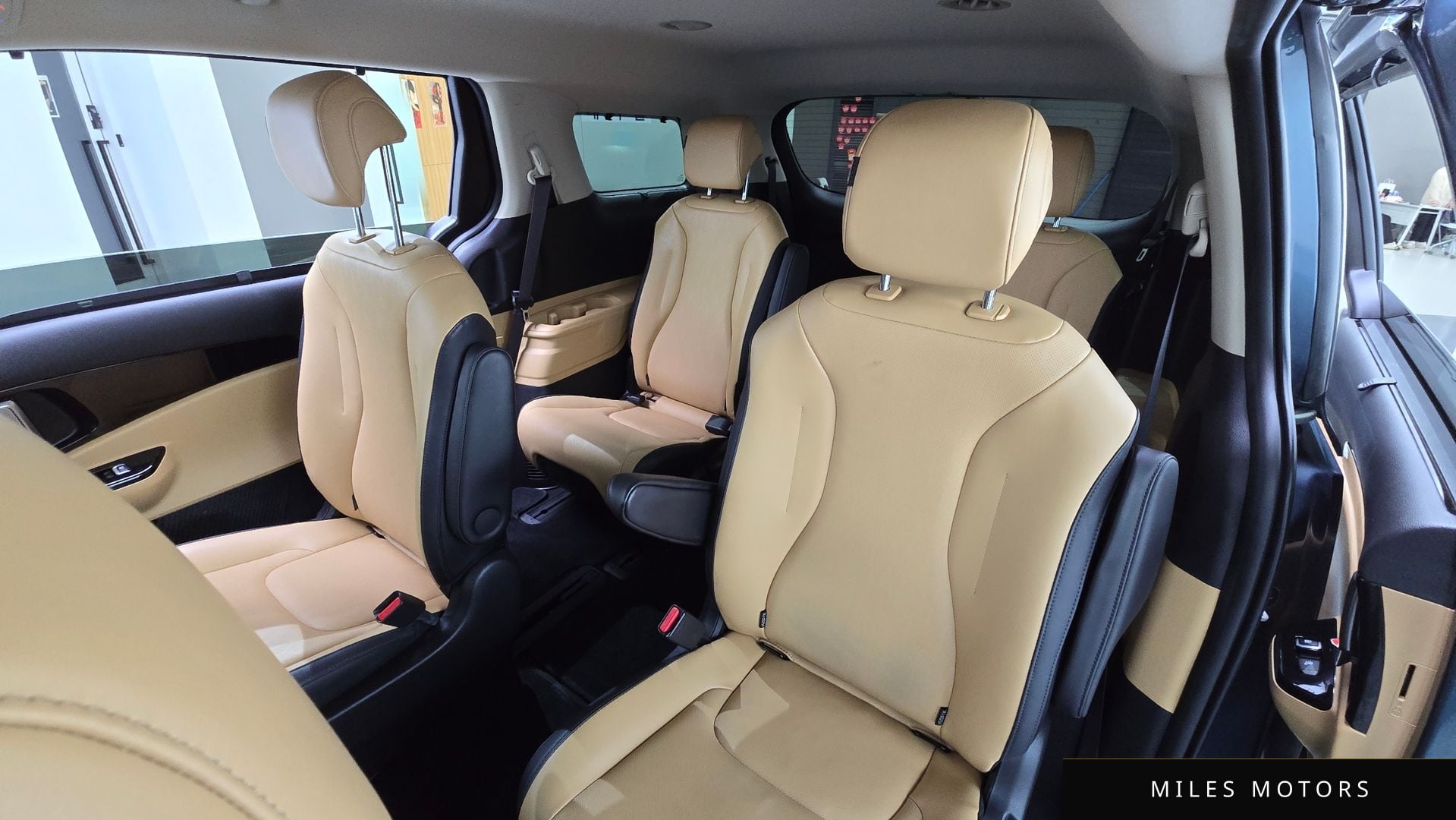 Kia Carnival 2023 — миниатюра 12