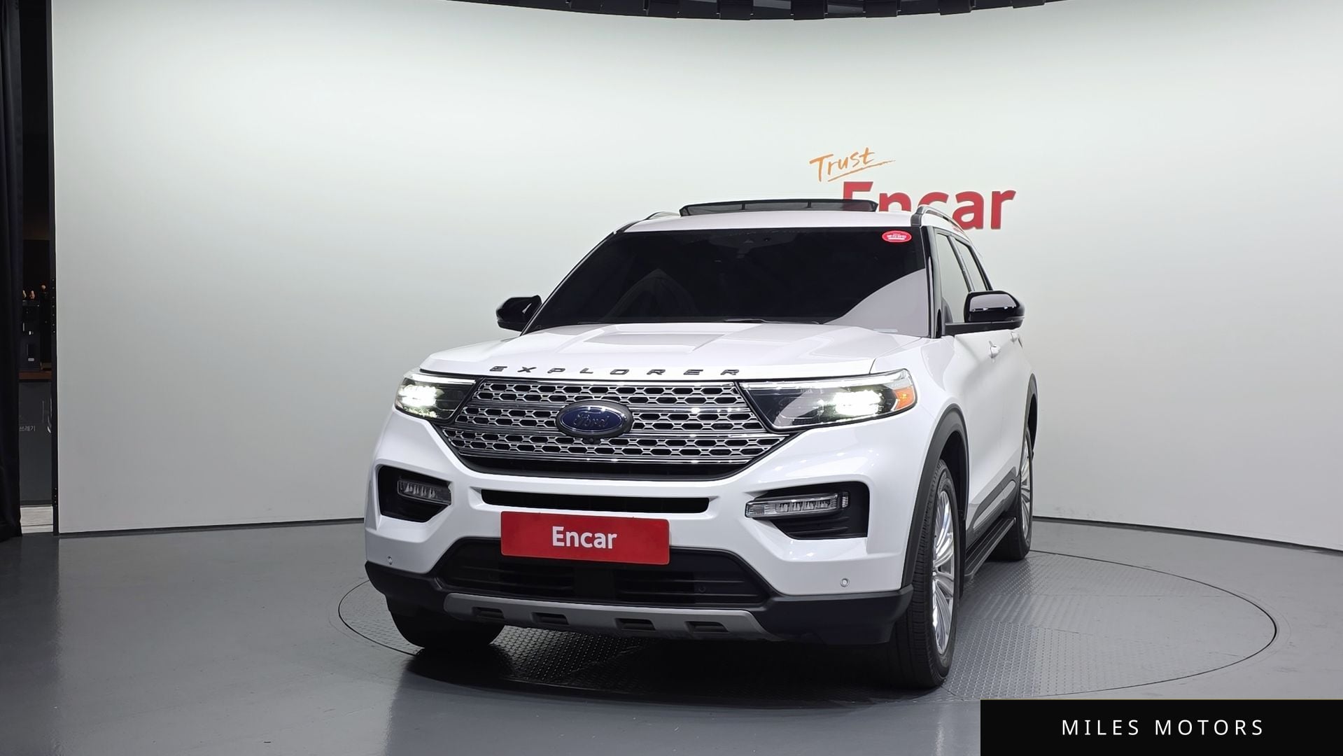 Ford 익스플로러 2022 — миниатюра 3