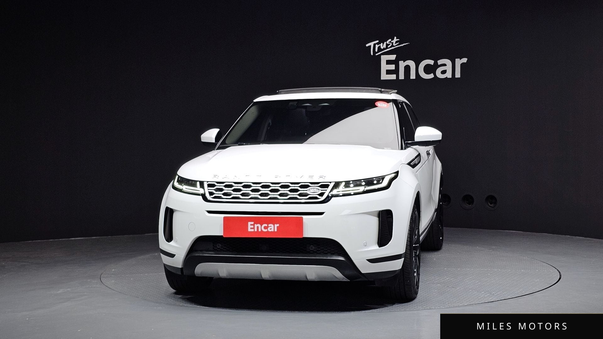 Land Rover Range Rover Evoque 2022 — миниатюра 3
