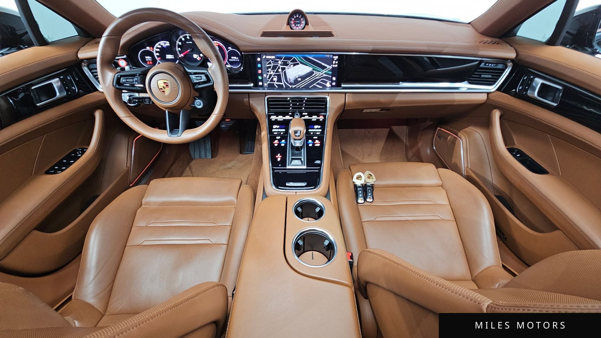 Porsche Panamera 2022 — миниатюра 7
