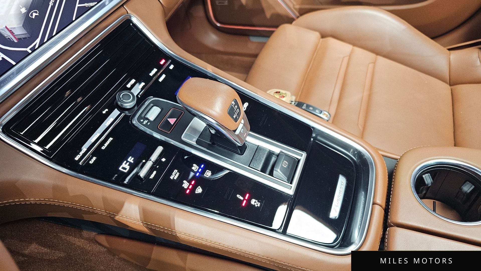 Porsche Panamera 2022 — миниатюра 9