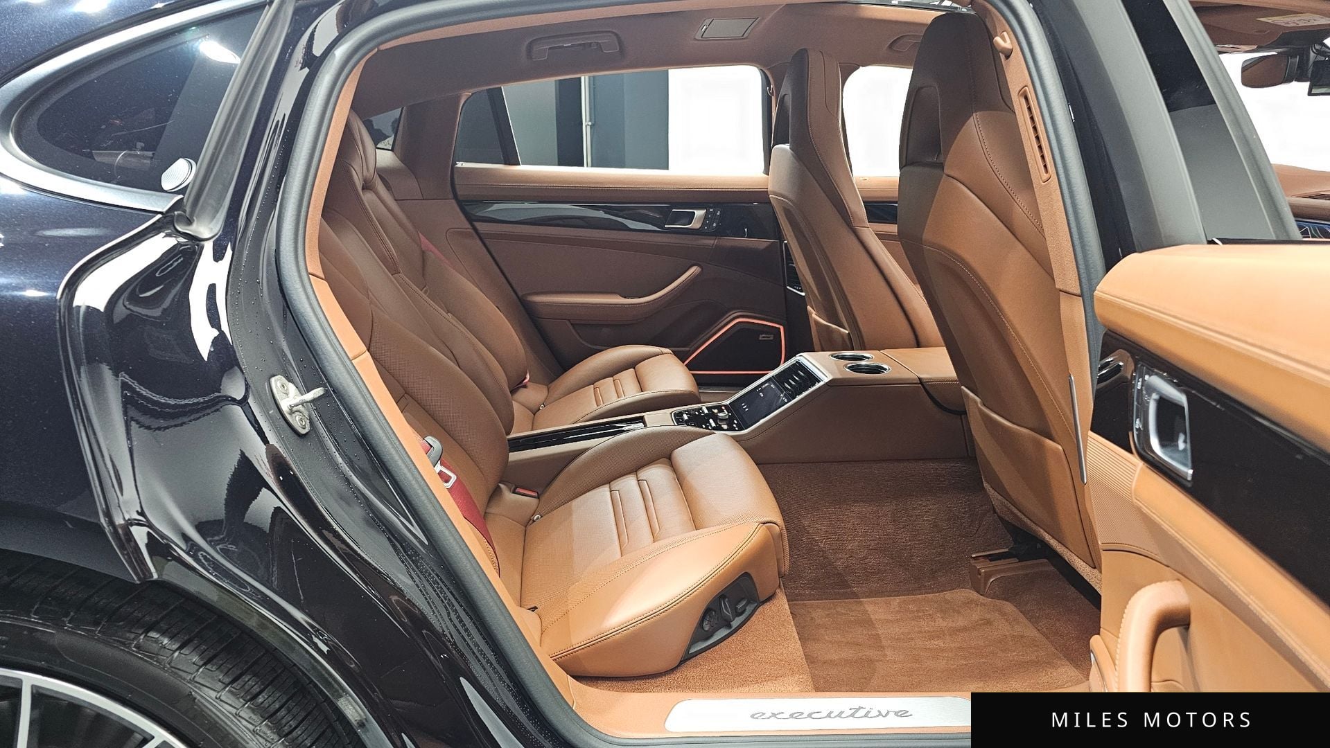 Porsche Panamera 2022 — миниатюра 12