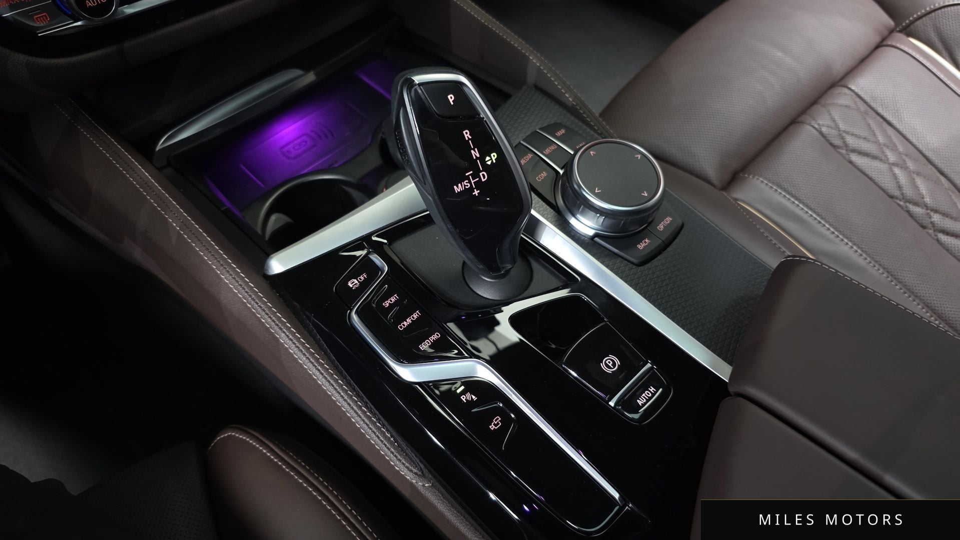 BMW 5 Series (G30) 2023 — миниатюра 8