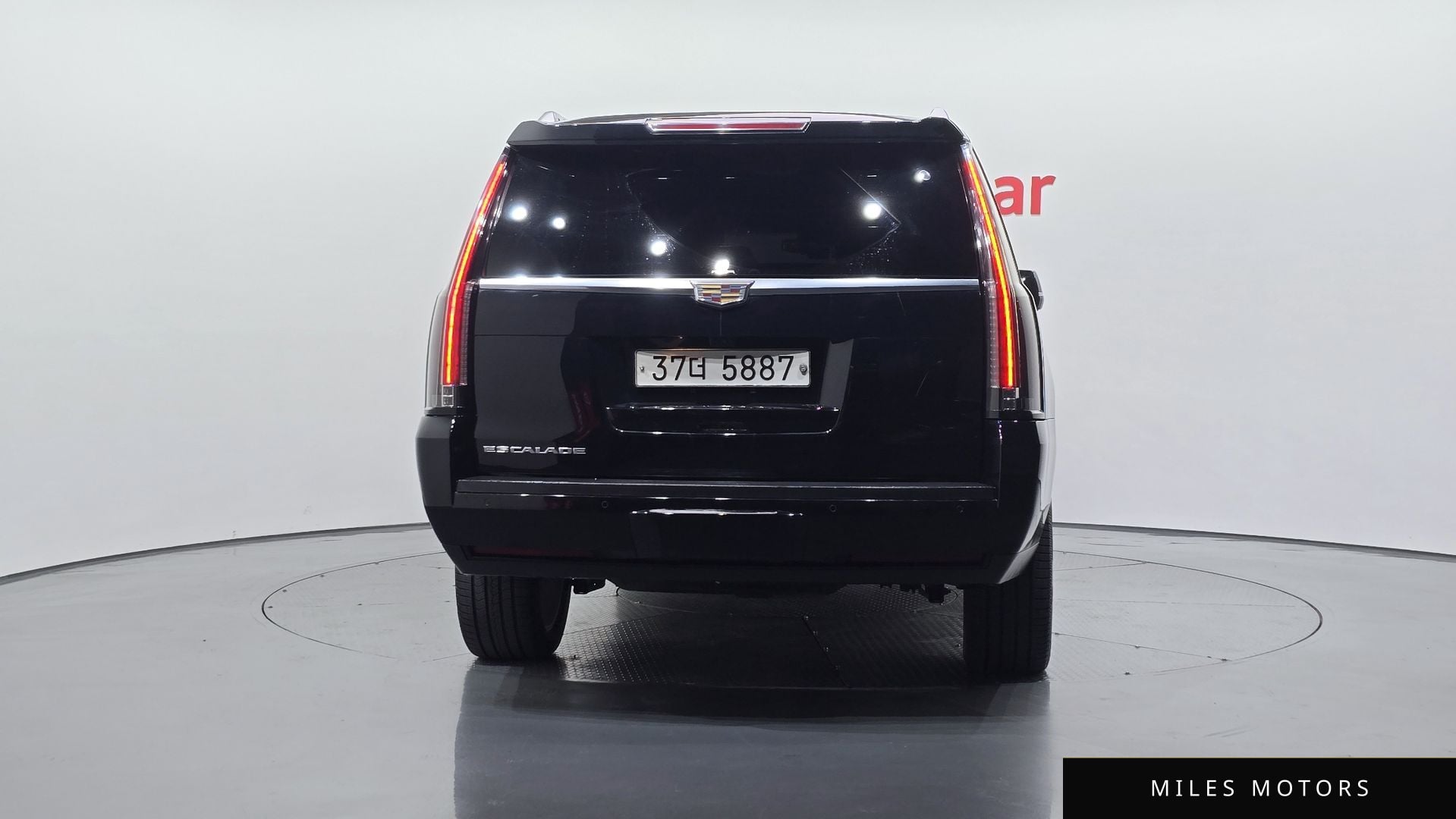 Cadillac Escalade 2017 — миниатюра 4