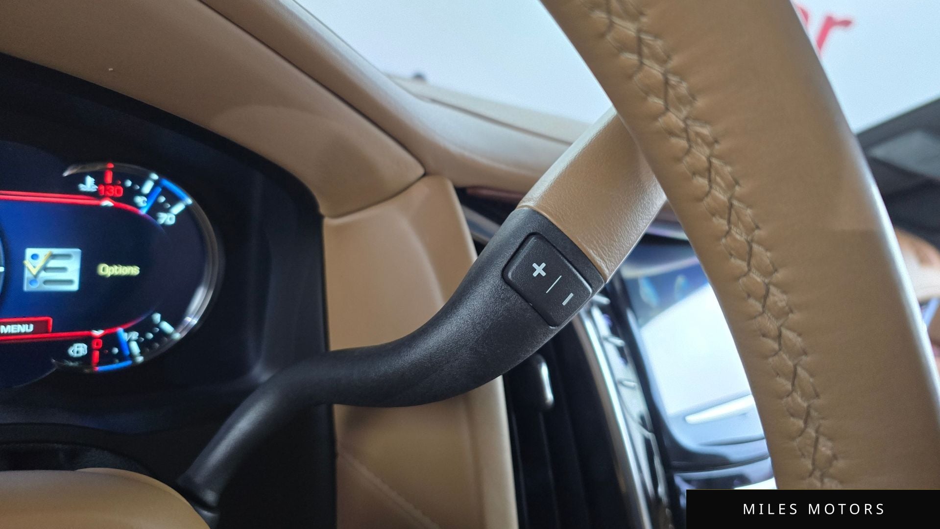 Cadillac Escalade 2017 — миниатюра 9