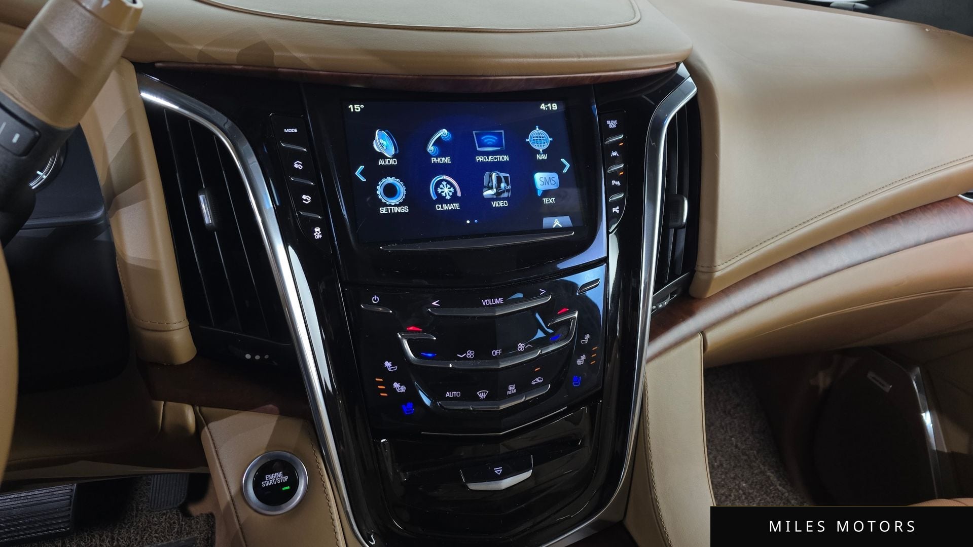 Cadillac Escalade 2017 — миниатюра 14