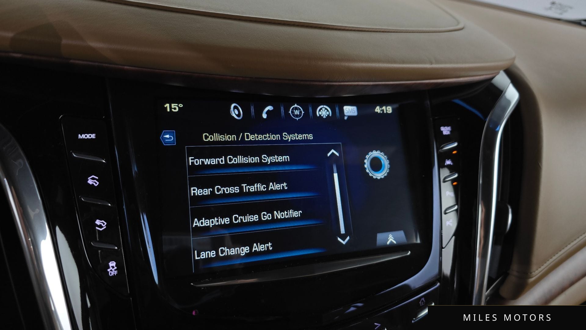Cadillac Escalade 2017 — миниатюра 16