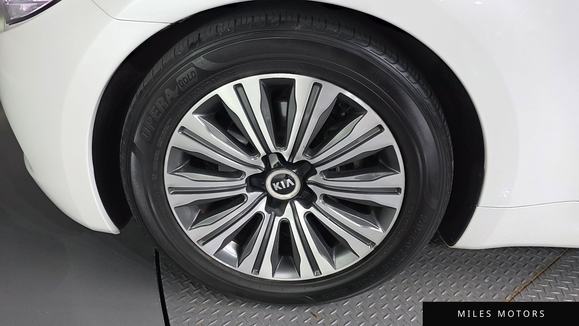 Kia K9 2014 — миниатюра 5