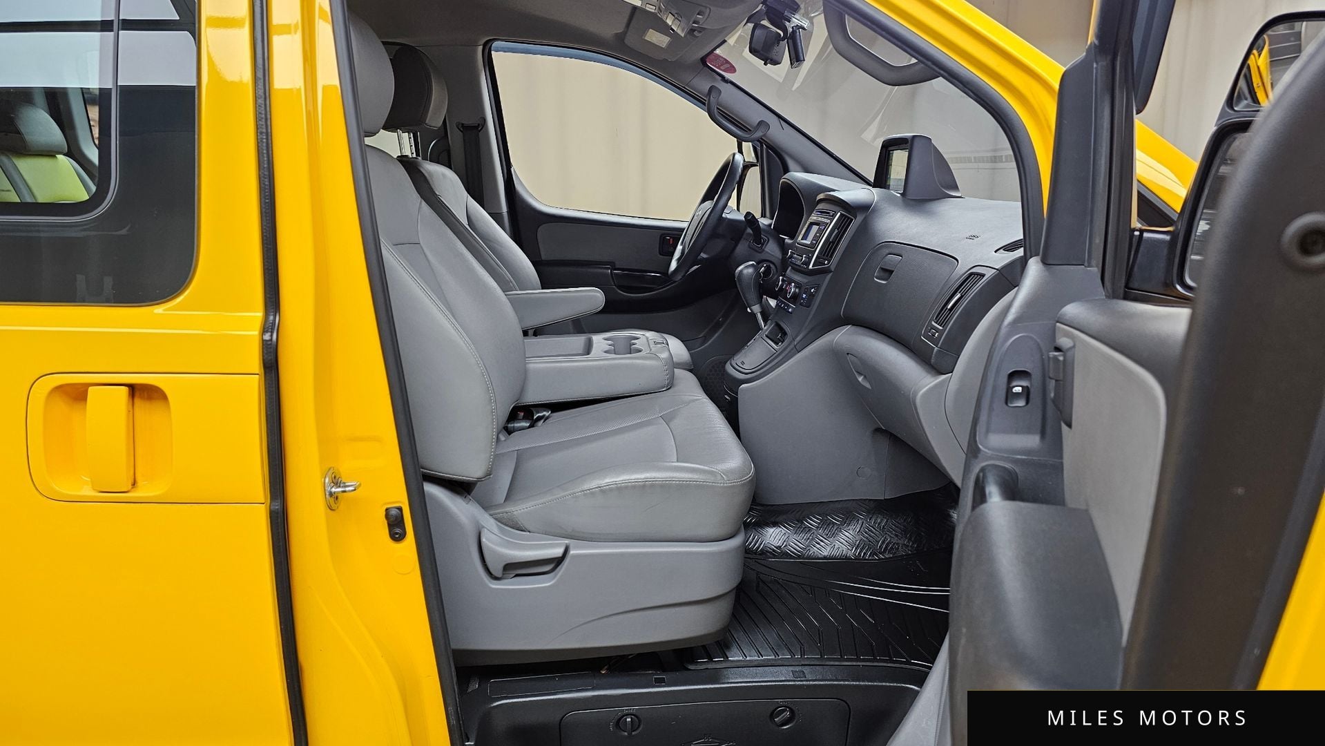 Hyundai Starex 2019 — миниатюра 11
