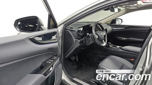 Лексус NX350h 2025 — миниатюра 15