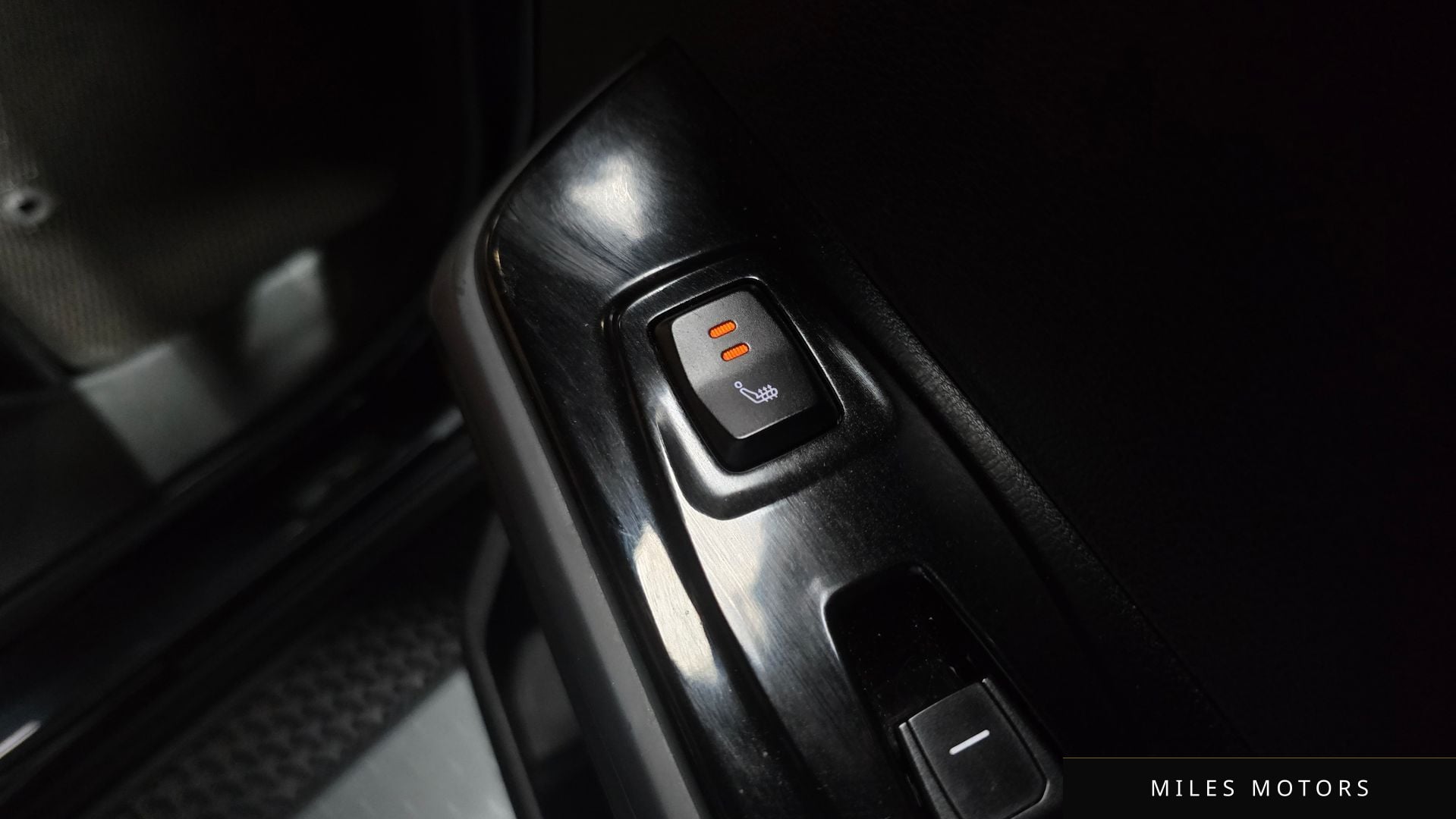 KG Mobility 토레스 2023 — миниатюра 18