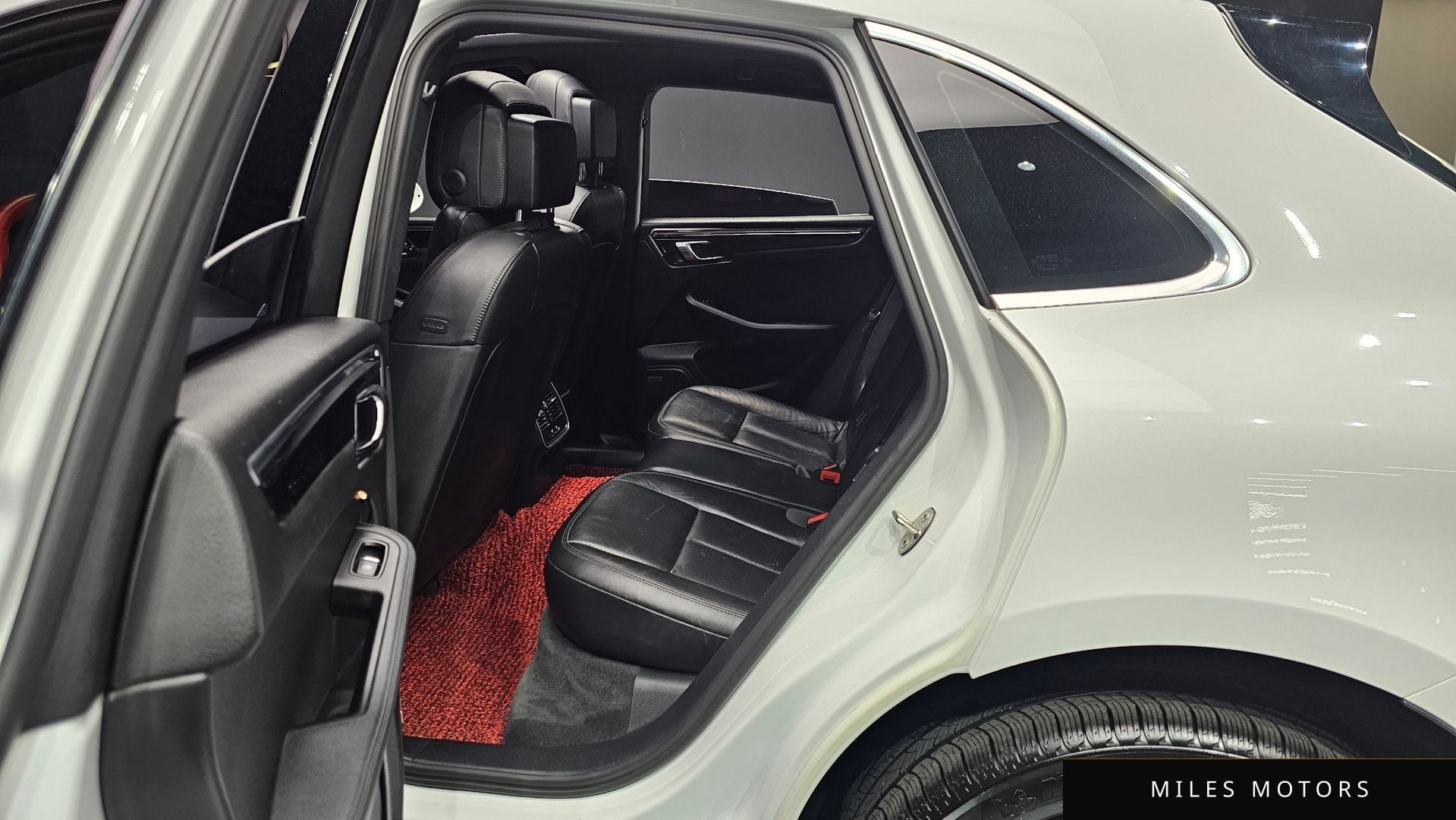 Porsche Macan 2015 — миниатюра 12