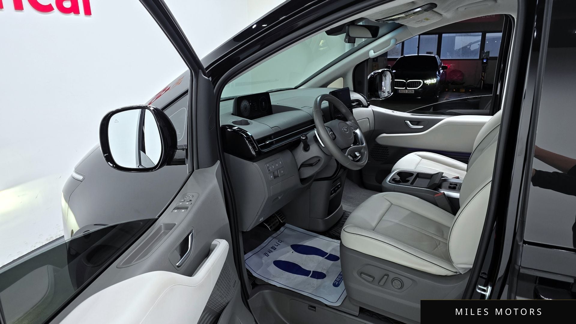 Hyundai Staria 2023 — миниатюра 11