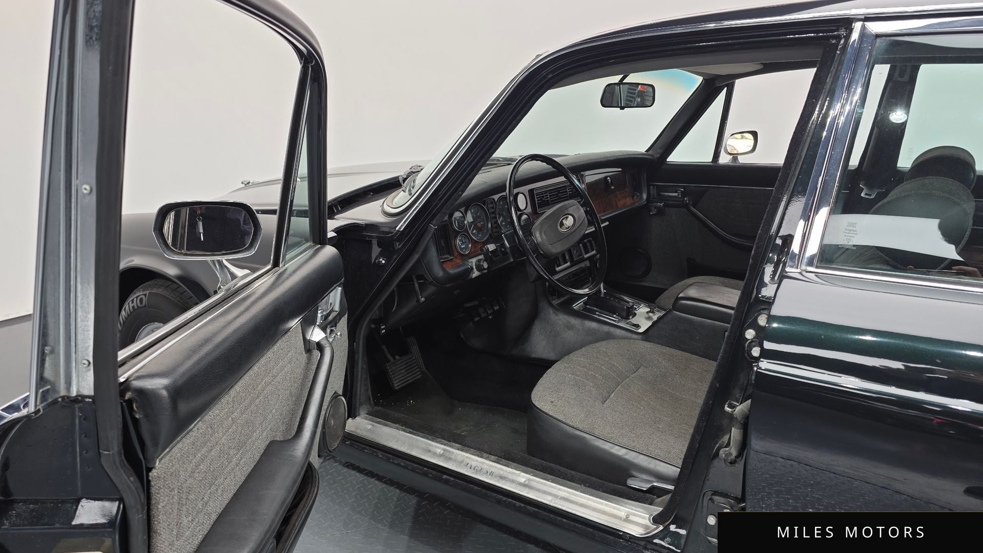 Jaguar XJ-6 2004 — миниатюра 11