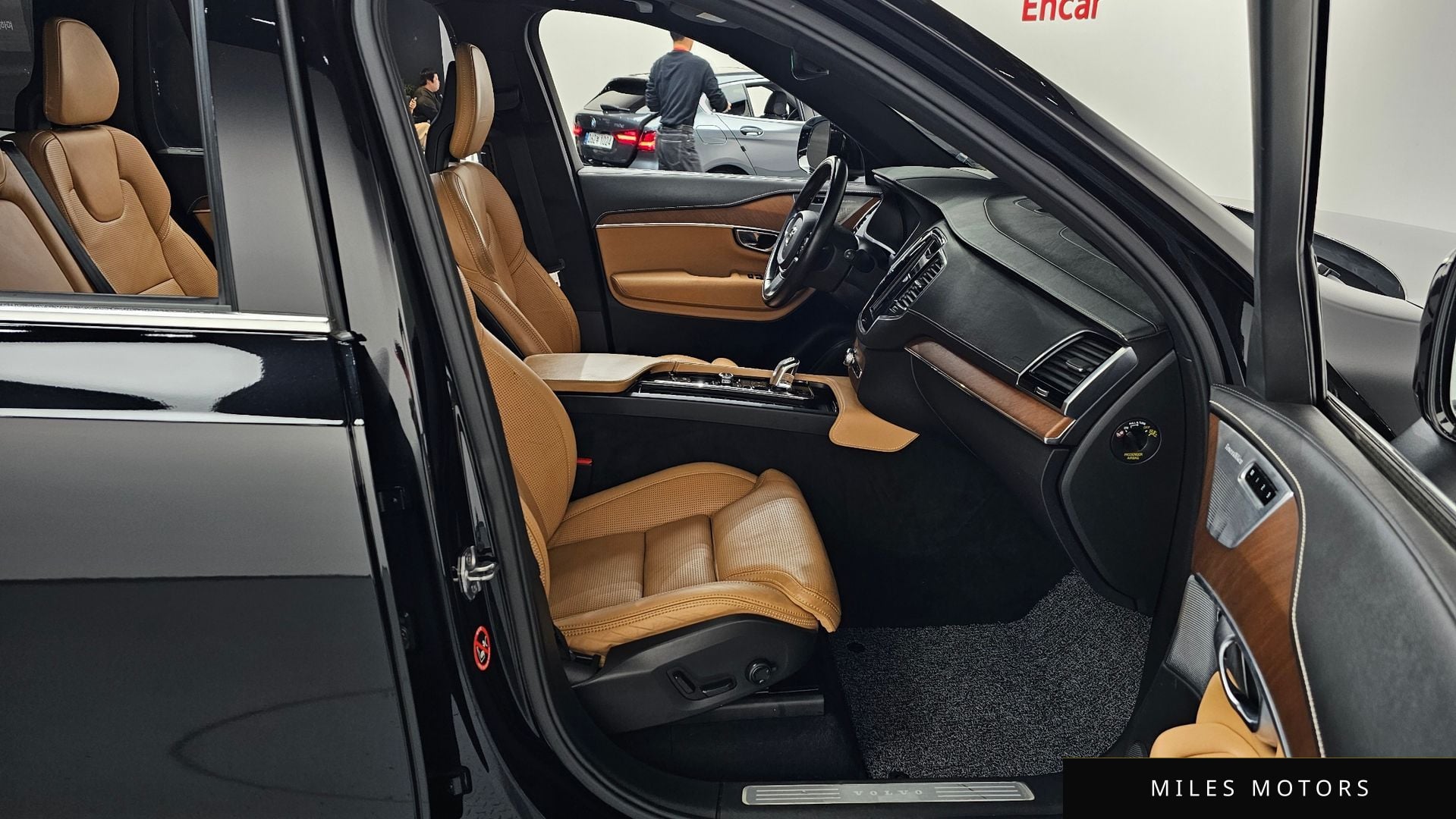 Volvo XC90 2017 — миниатюра 11