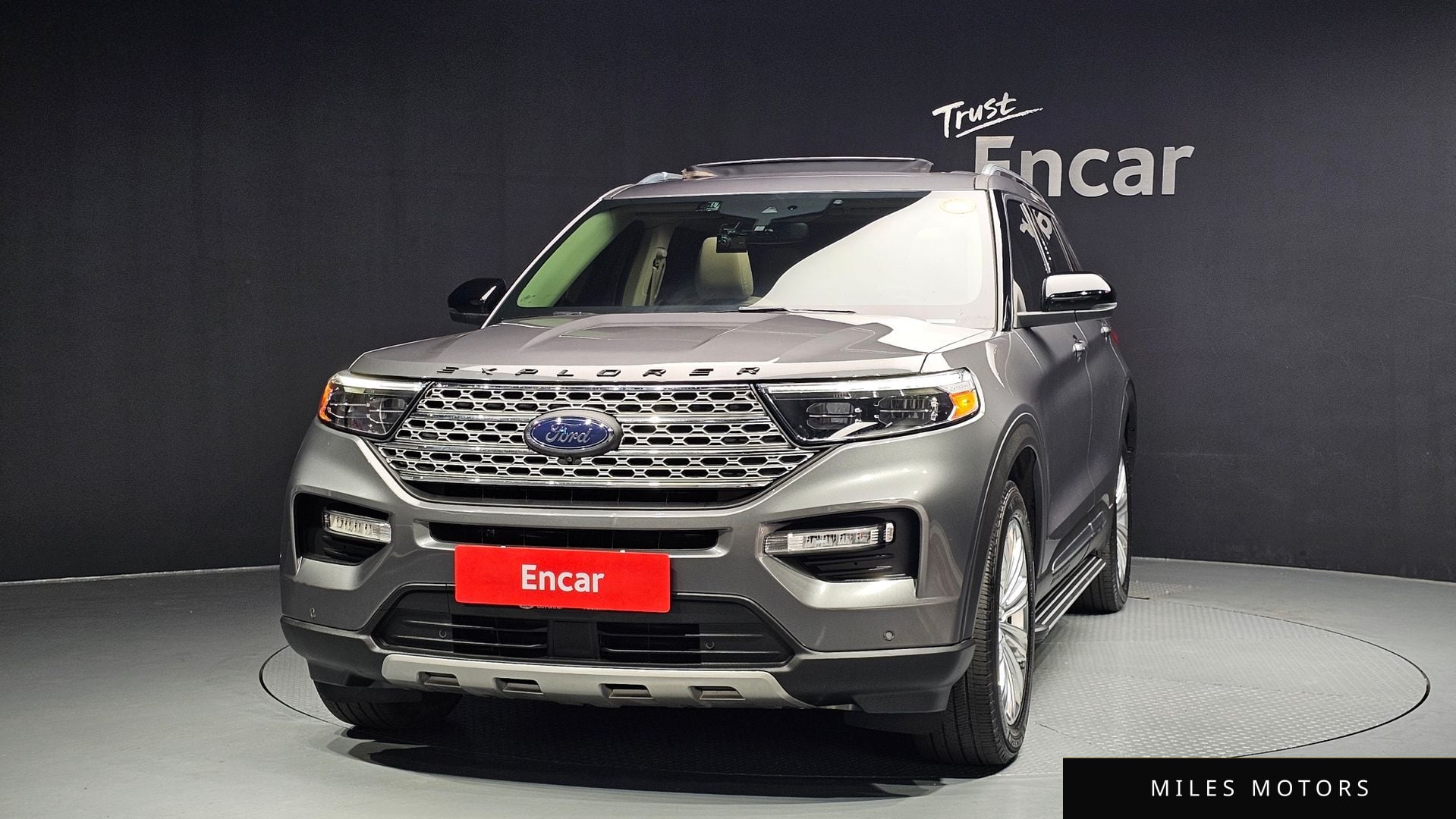Ford Explorer 2021 — миниатюра 3