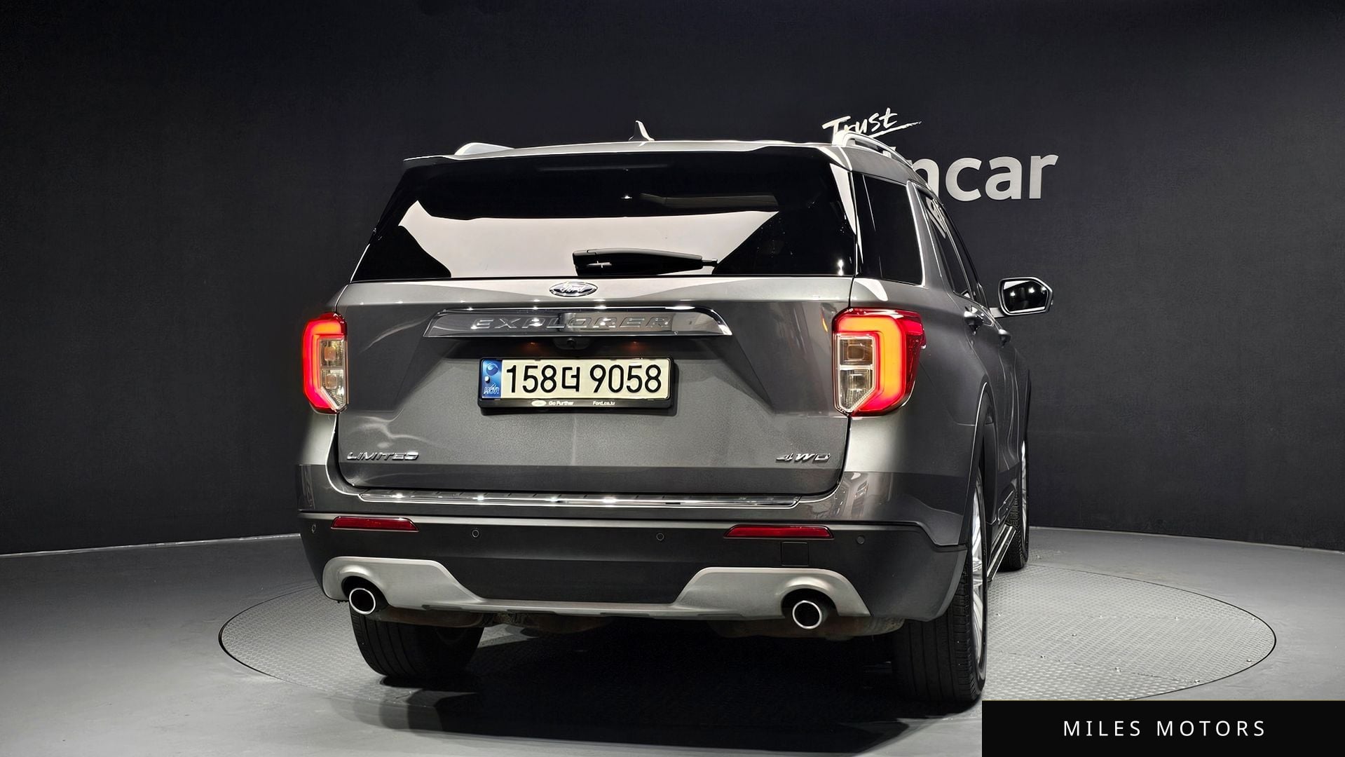 Ford Explorer 2021 — миниатюра 4