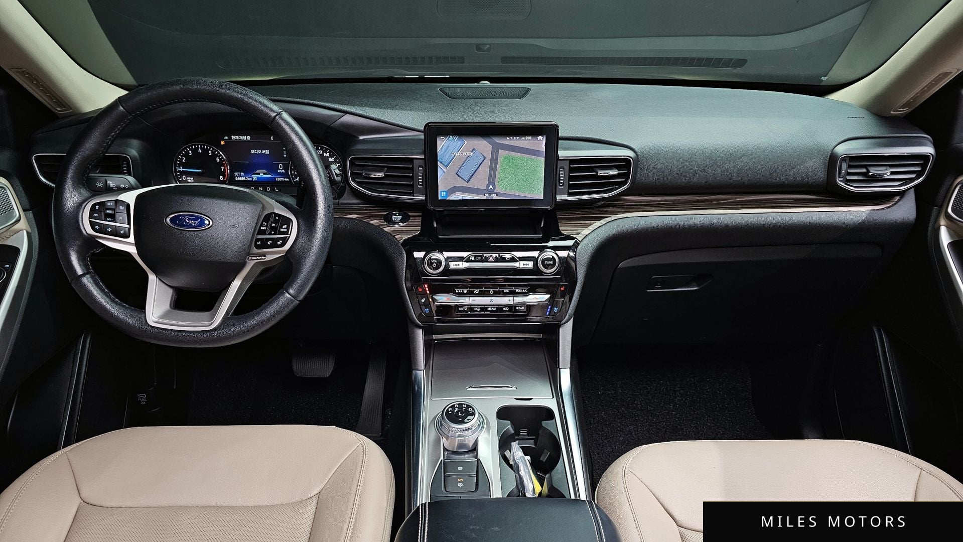 Ford Explorer 2021 — миниатюра 7