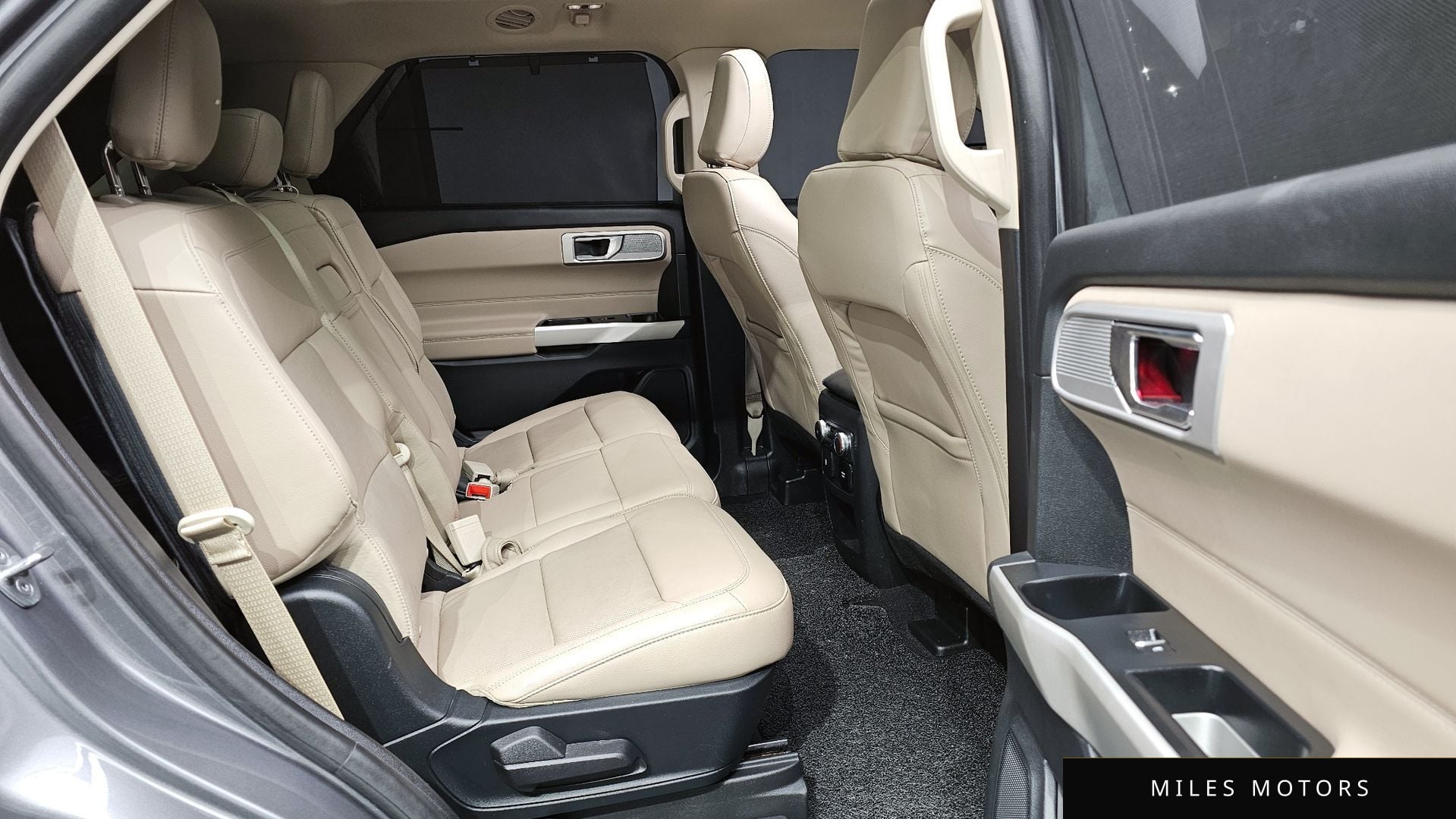 Ford Explorer 2021 — миниатюра 11