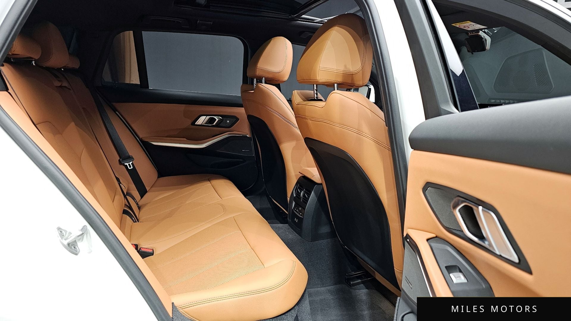 BMW 3 Series (G20) 2024 — миниатюра 11