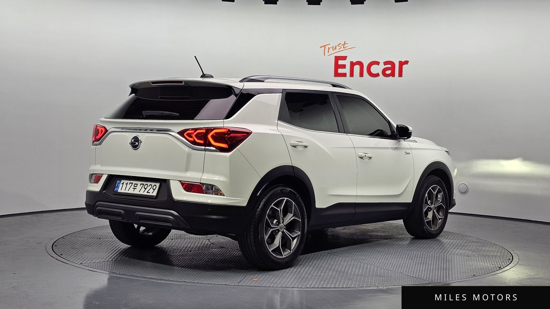 KG Mobility Beautiful Korando 2022 — миниатюра 2