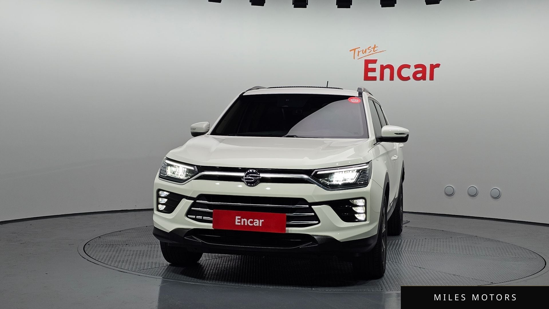 KG Mobility Beautiful Korando 2022 — миниатюра 3