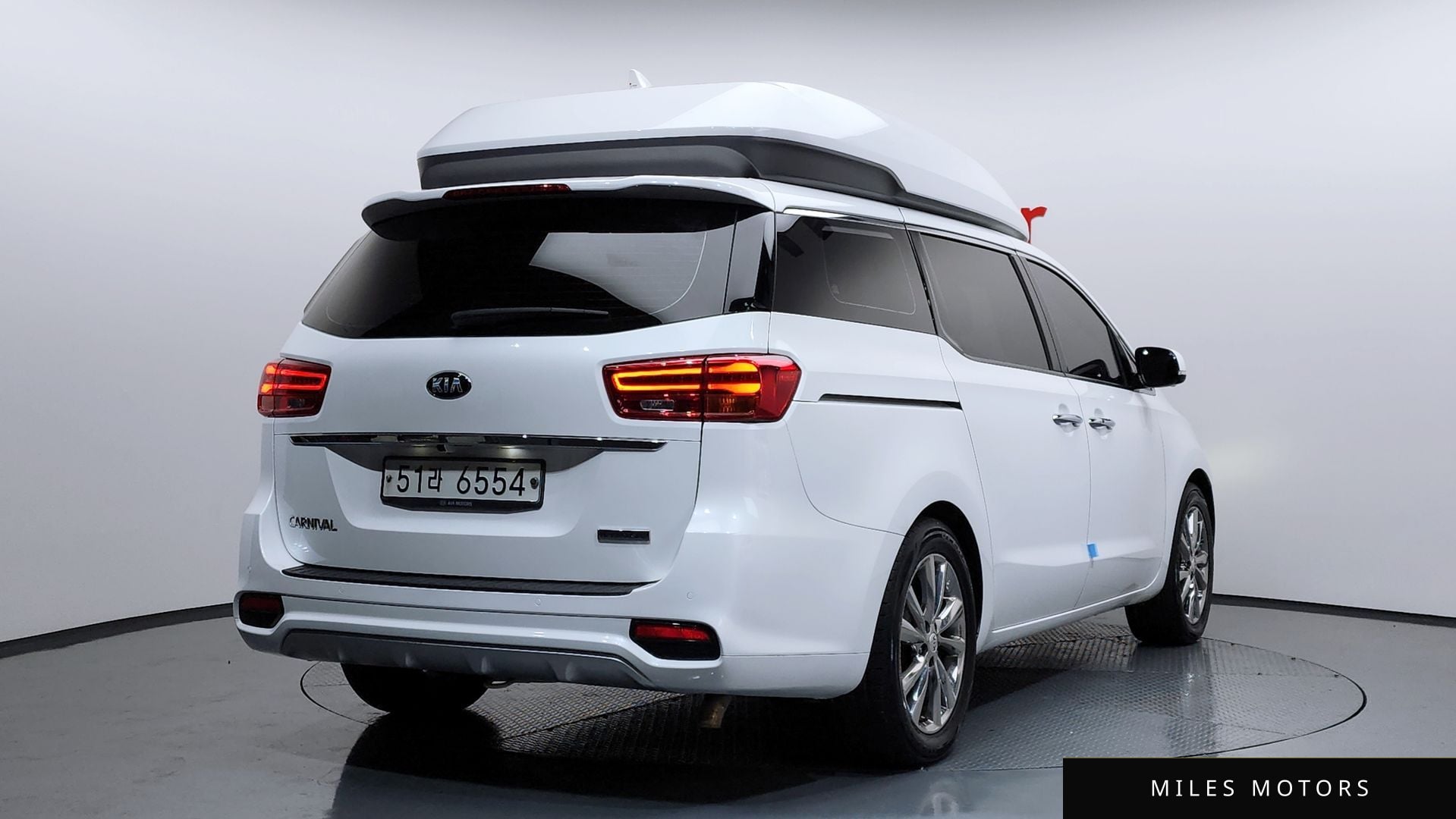 Kia Canival 2019 — миниатюра 2