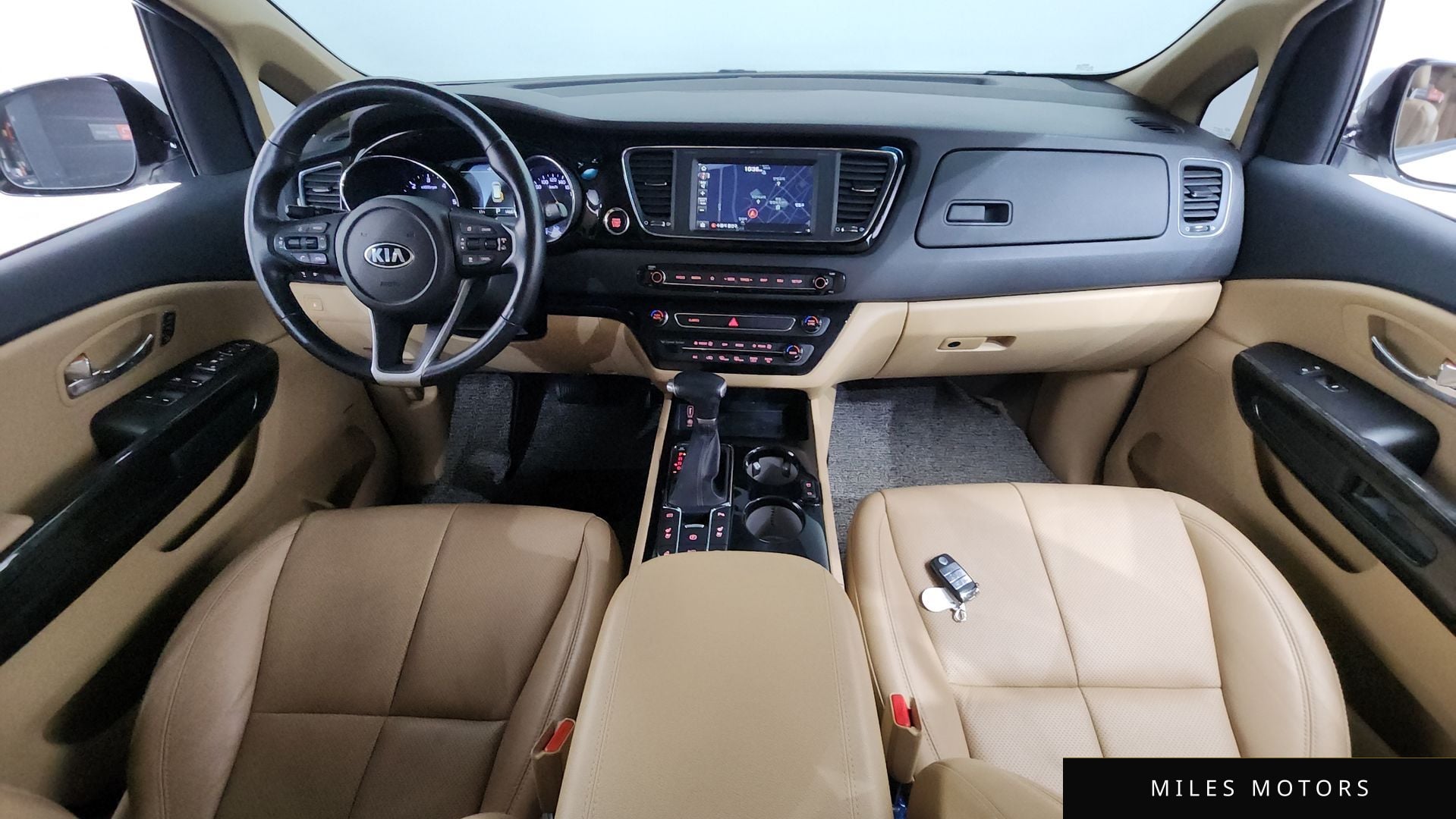 Kia Canival 2019 — миниатюра 7