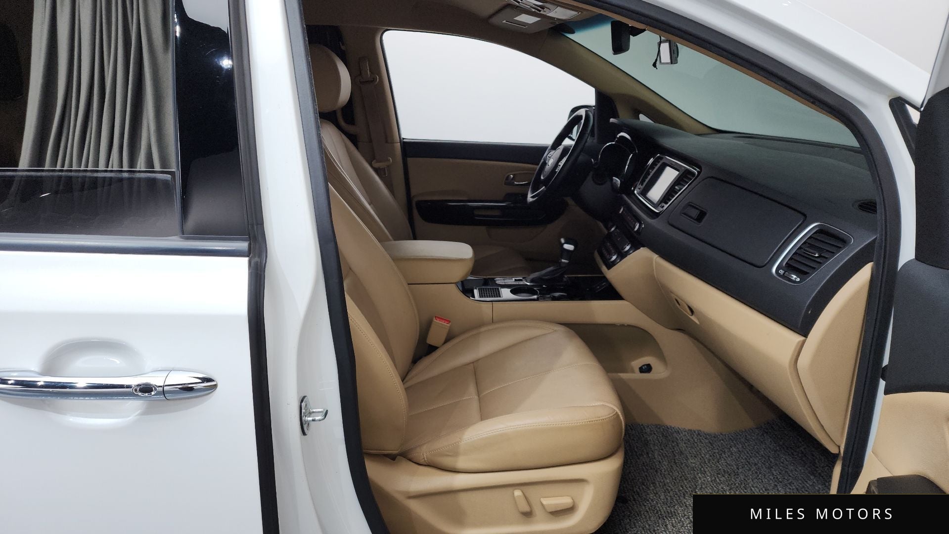 Kia Canival 2019 — миниатюра 11