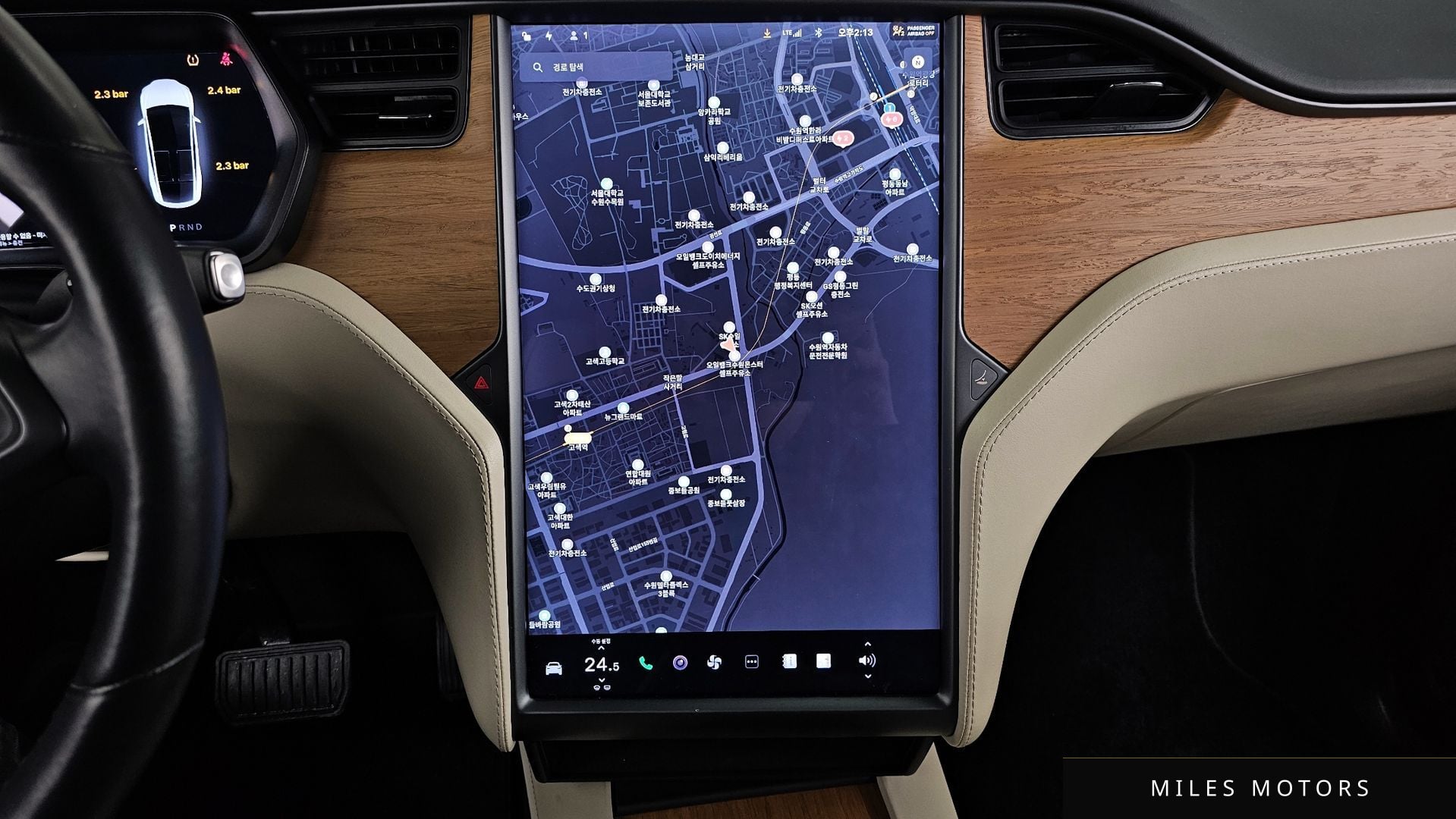 Tesla Model X 2020 — миниатюра 14