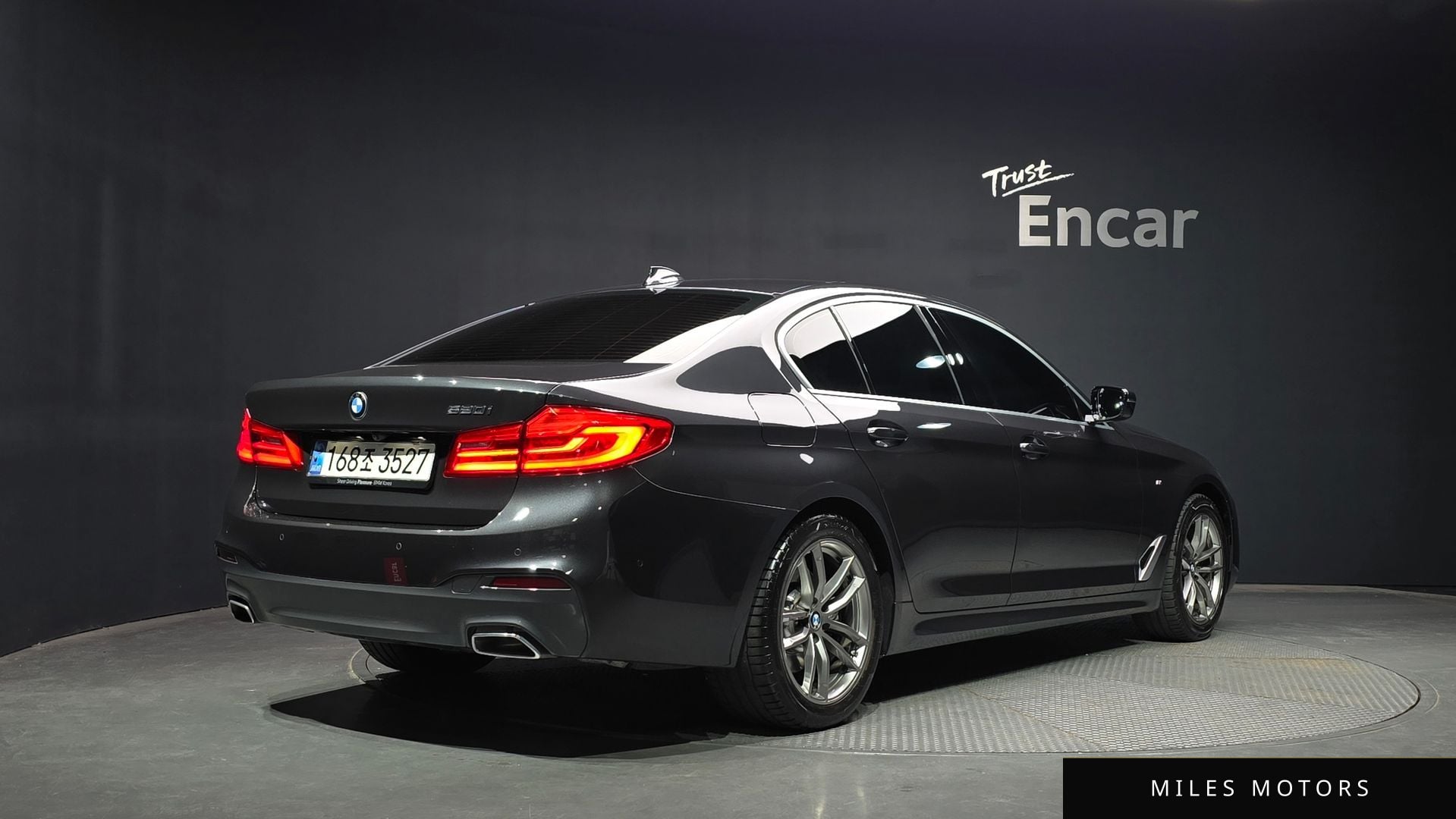 BMW 5 Series (G30) 2020 — миниатюра 2