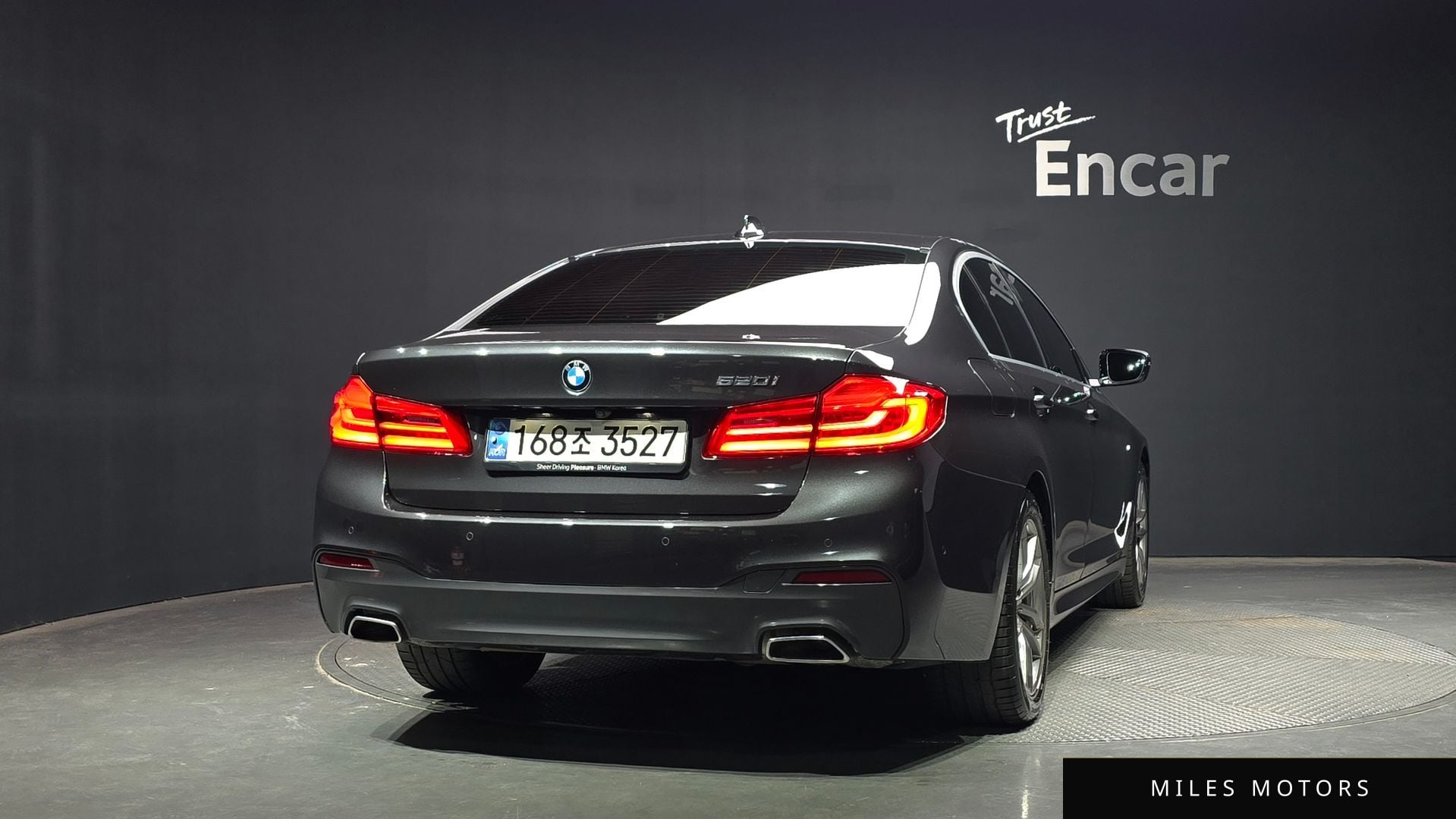 BMW 5 Series (G30) 2020 — миниатюра 4