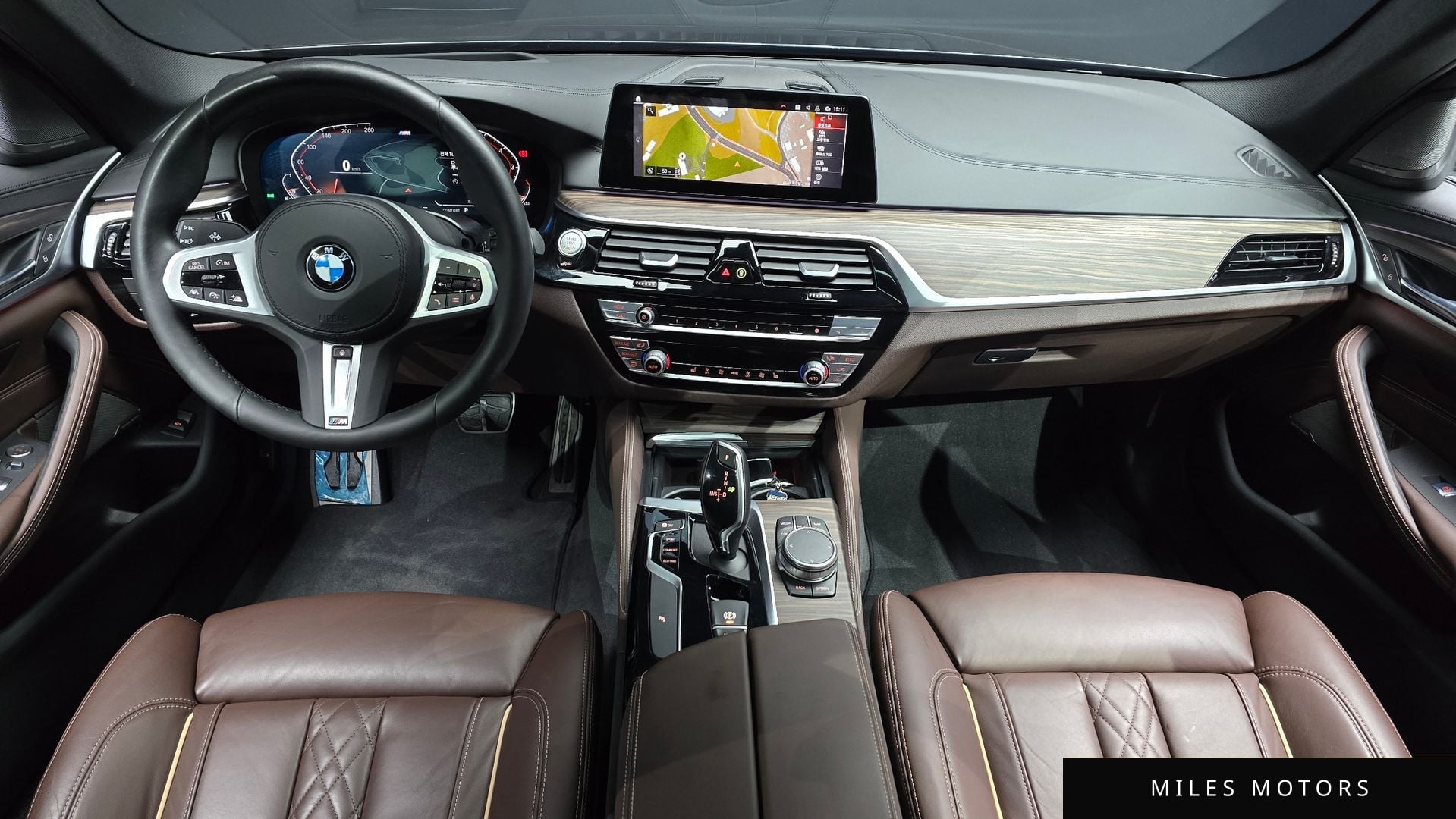 BMW 5 Series (G30) 2020 — миниатюра 7