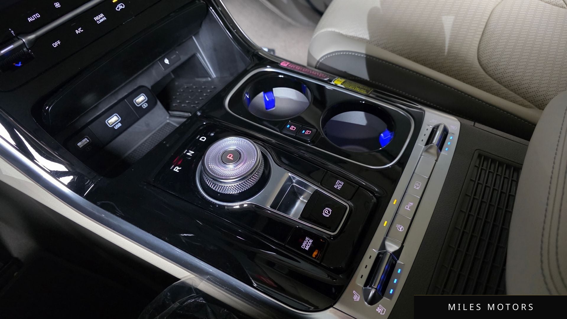 Kia Carnival 2022 — миниатюра 9