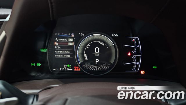 Лексус ES300h 2019 — миниатюра 8