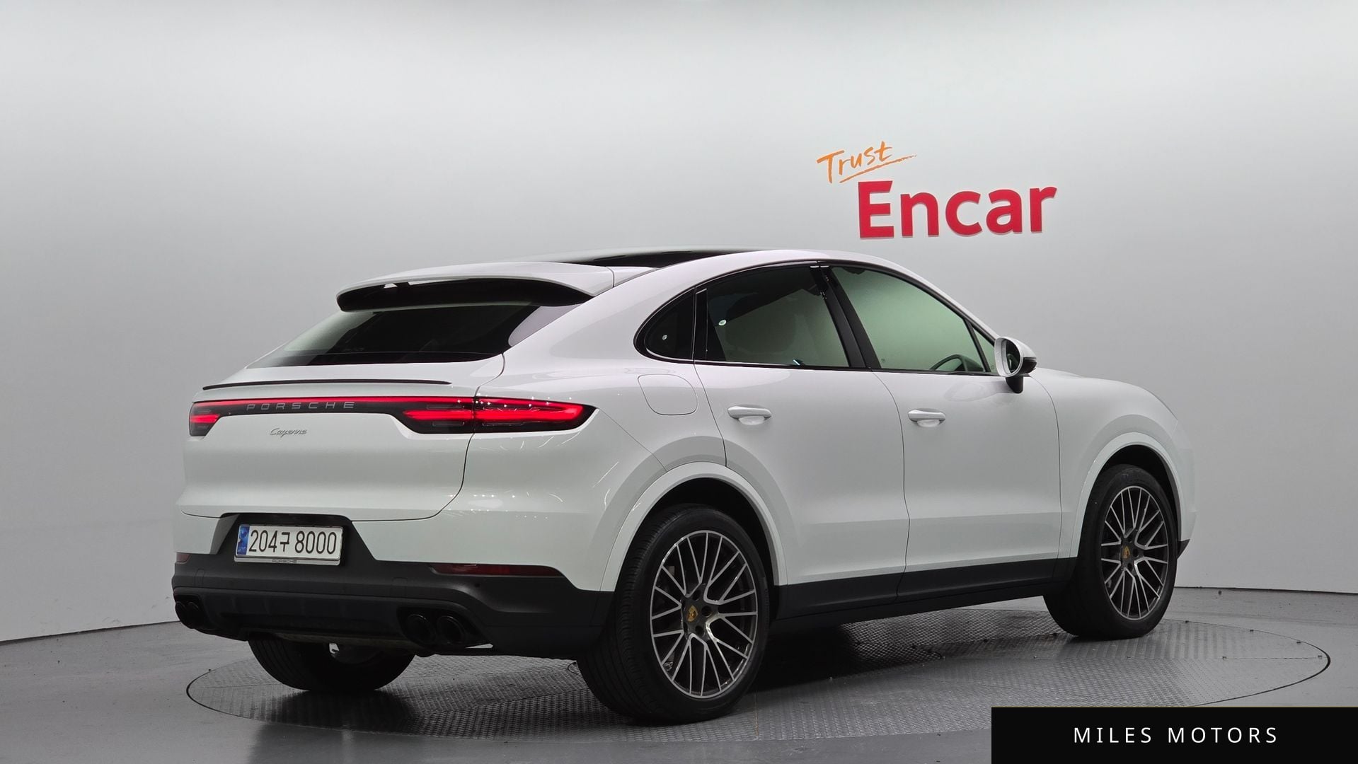 Porsche Cayenne 2021 — миниатюра 2