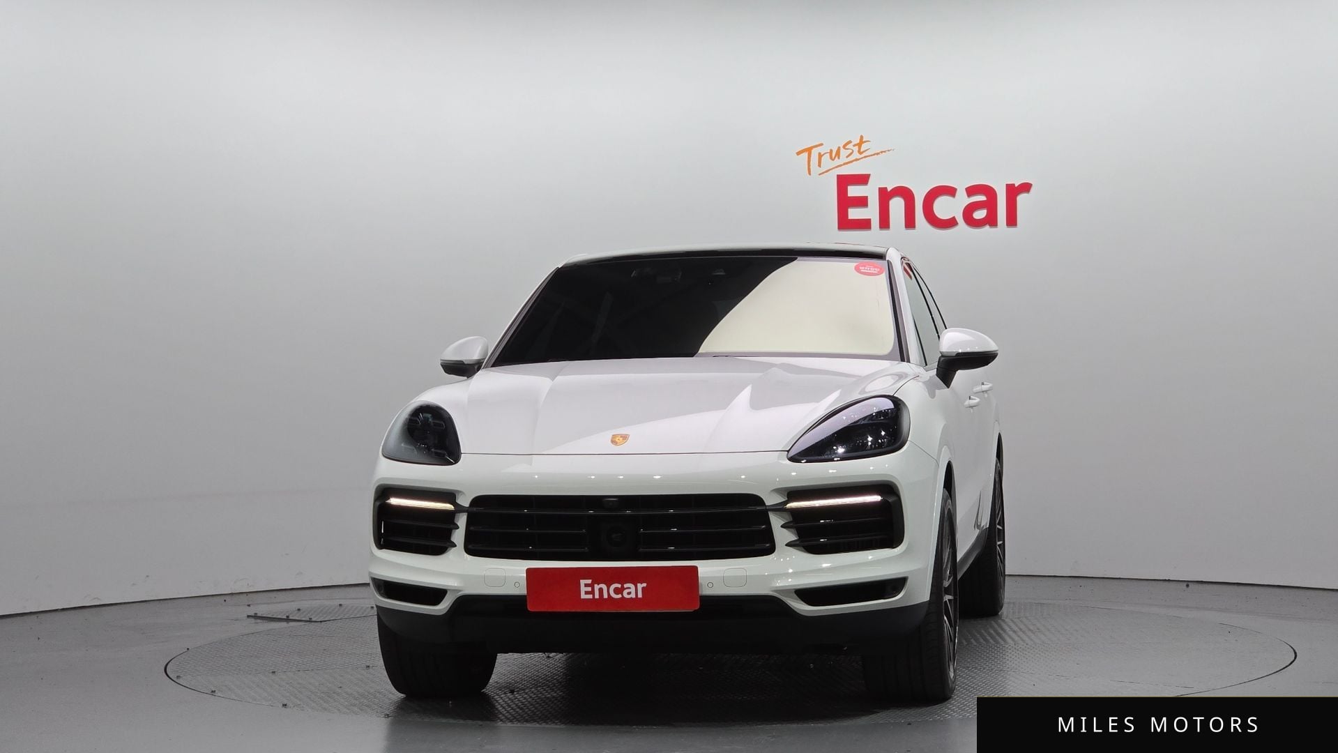 Porsche Cayenne 2021 — миниатюра 3