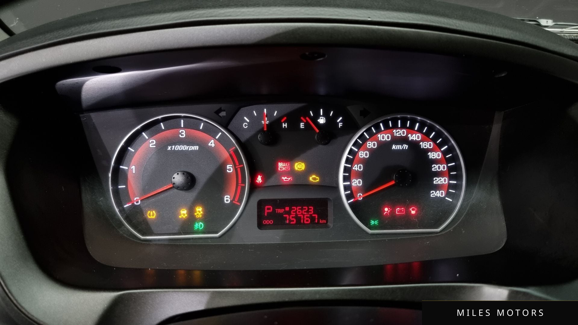 KG Mobility KORANDO 2017 — миниатюра 8