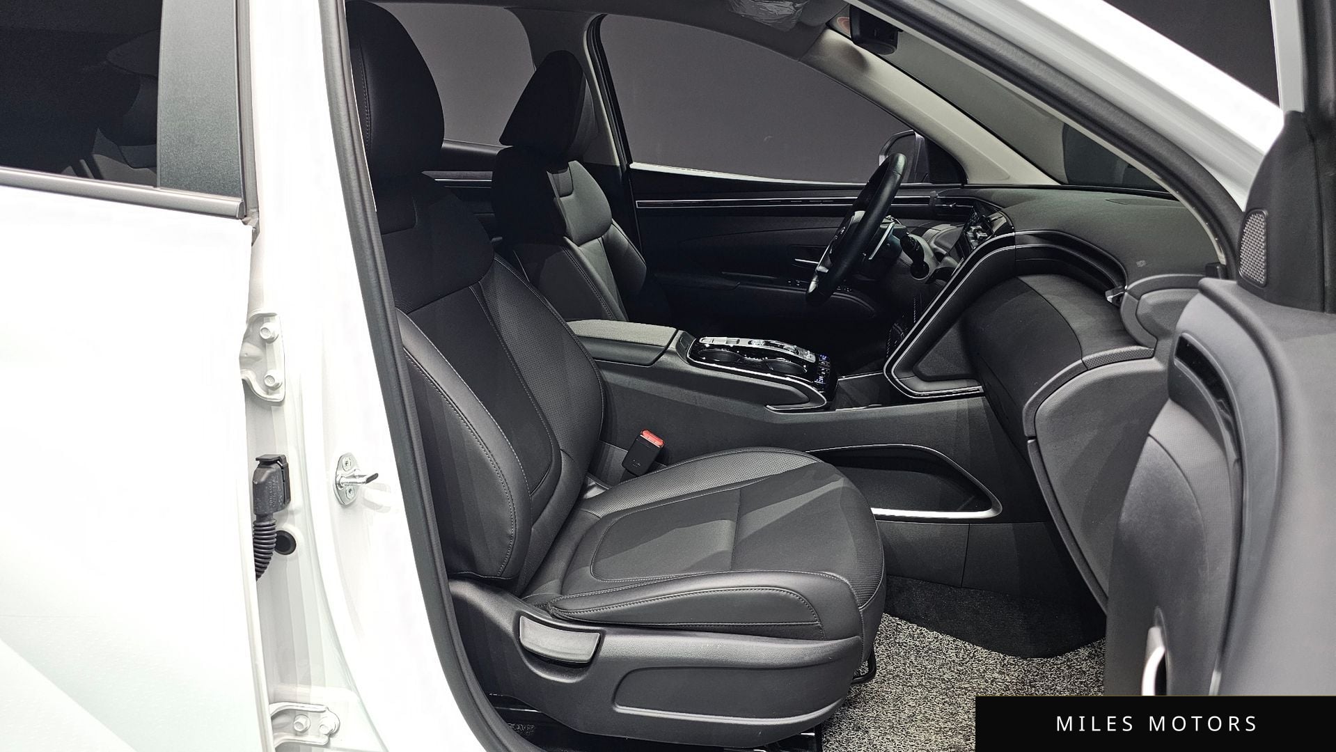 Hyundai Tucson 2023 — миниатюра 10