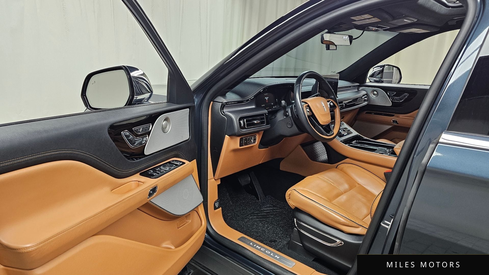 Lincoln Aviator 2020 — миниатюра 10