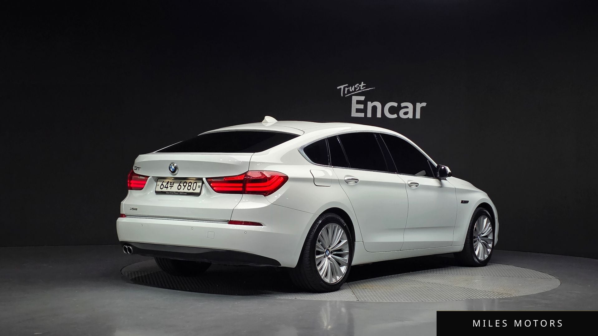 BMW 5시리즈 GT (F07) 2016 — миниатюра 2