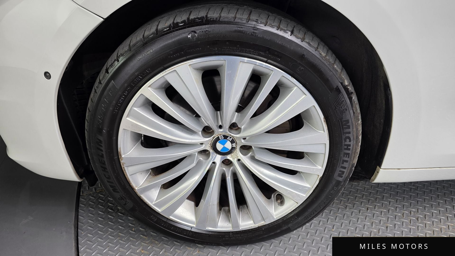 BMW 5시리즈 GT (F07) 2016 — миниатюра 5