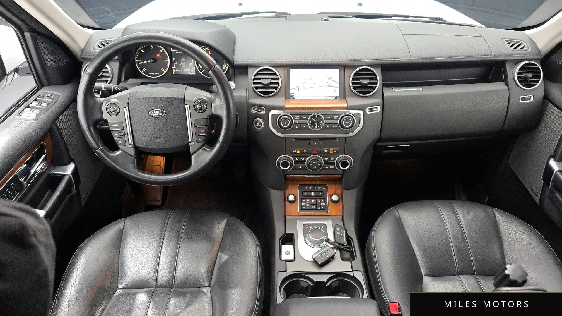 Land Rover Discovery 2016 — миниатюра 7